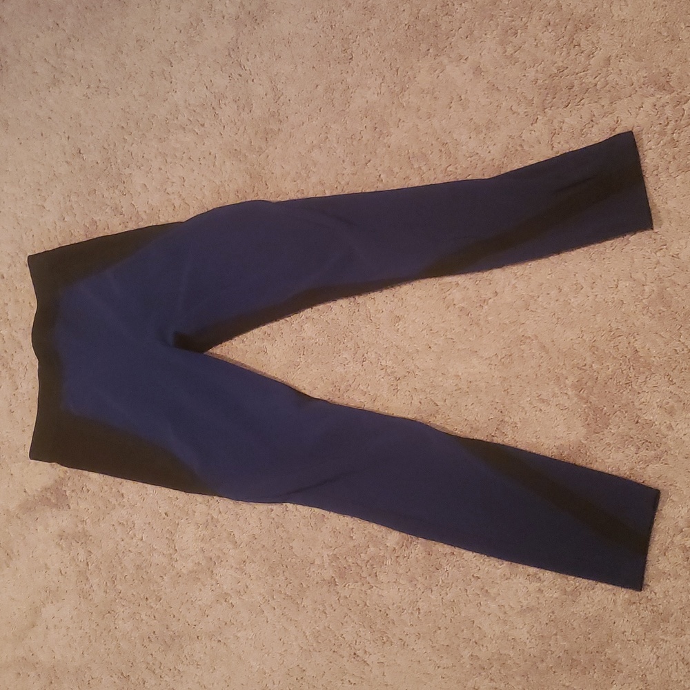 BCBGMaxazria leggings
